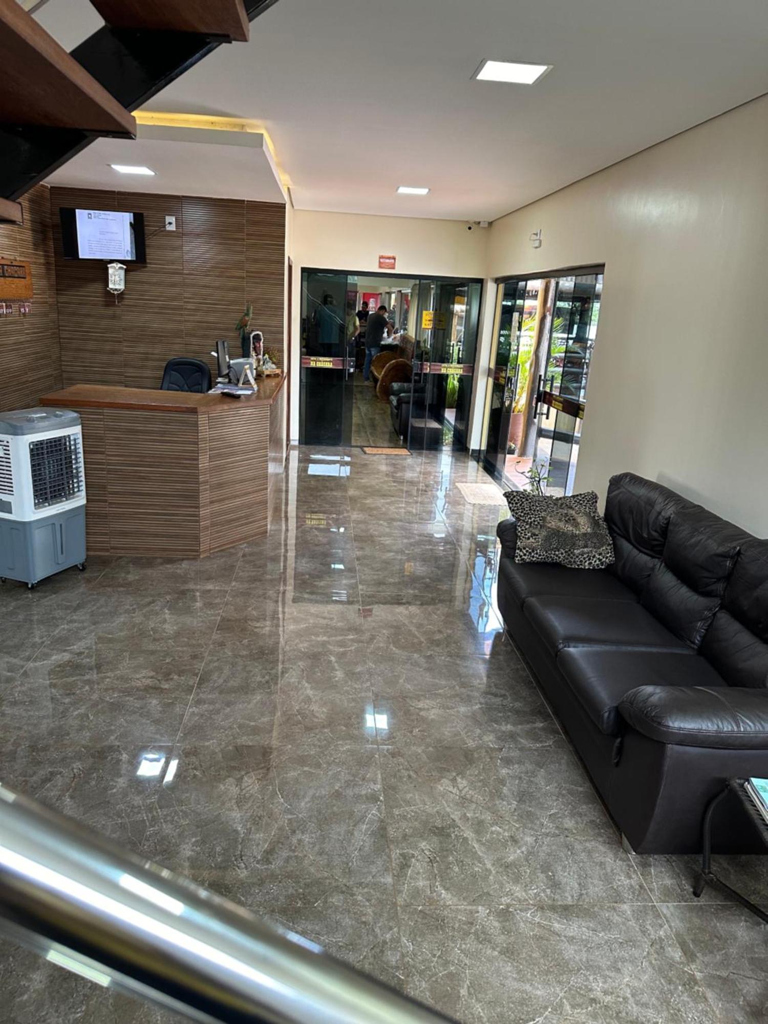 Hotel E Restaurante Na Chacara Dourados Bagian luar foto