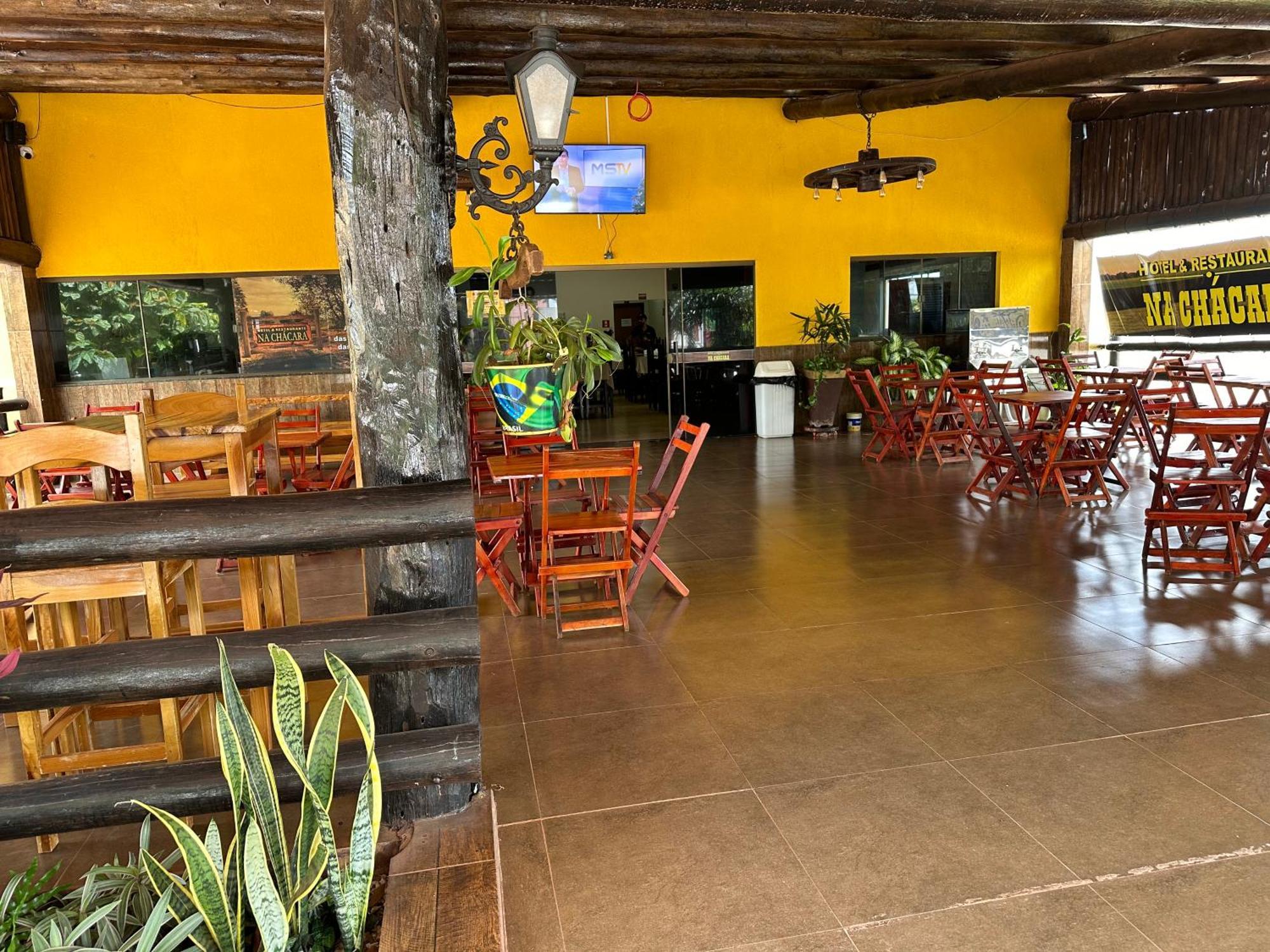 Hotel E Restaurante Na Chacara Dourados Bagian luar foto